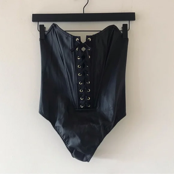 Victoria’s Secret Black Love Letters Faux Leather Teddy Bodysuit, NWT, Lace Up - Picture 4 of 16